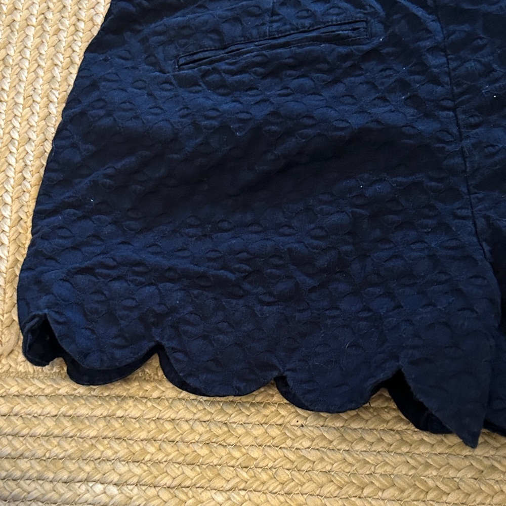 Crown & Ivy Dark Blue Scalloped High Waist Shorts - Picture 6 of 7